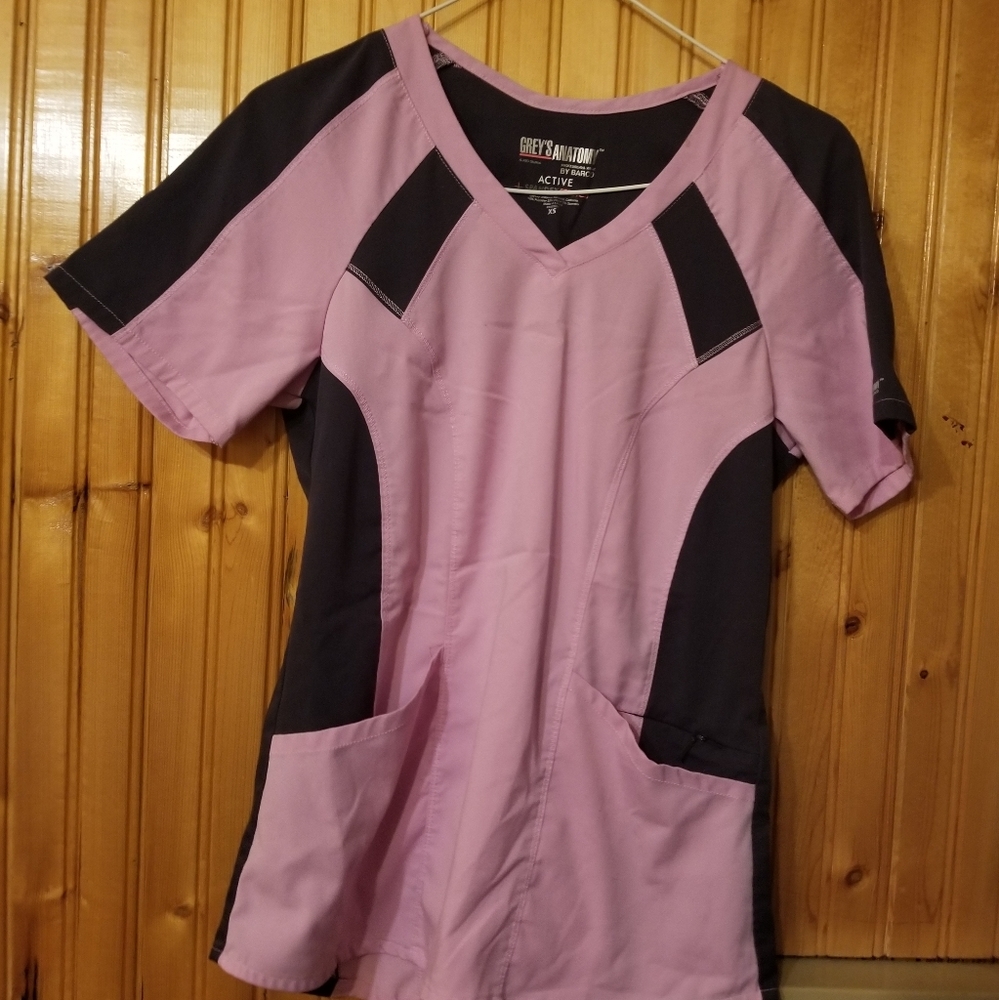 Scrub top